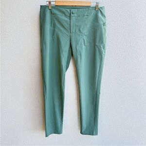 The North Face Bond Girl Pants Size 10 in Sedona Sage Green